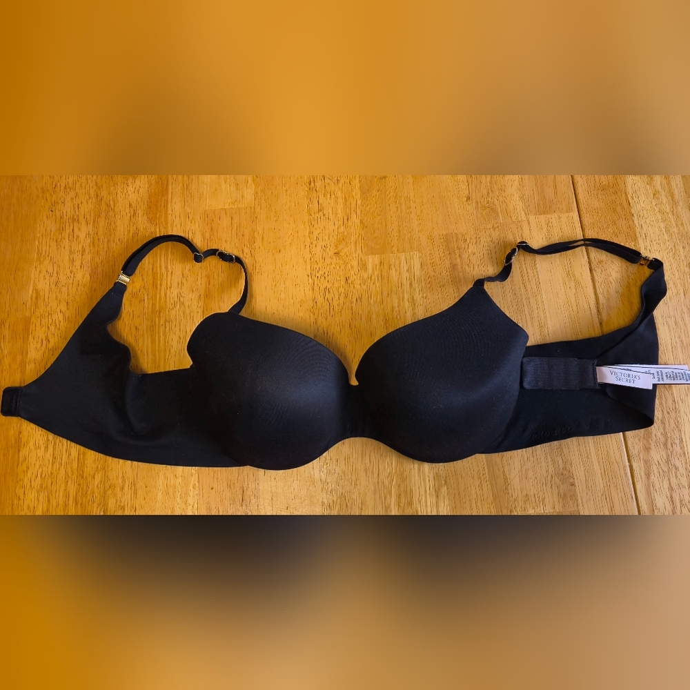 Victoria's Secret Classic Black Bra‎
